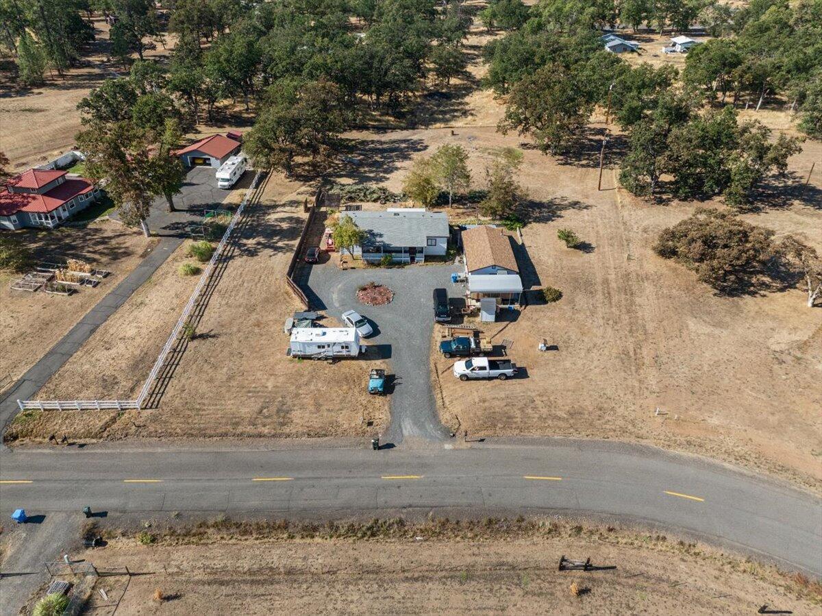 11615 Michael Road White City, OR 97503 - Photo 26 of 30 26-DJI_0349