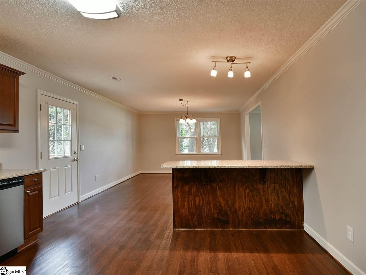 102 Brookbend Road Mauldin, SC 29662 - Photo 13 of 36 Gallery Image 13