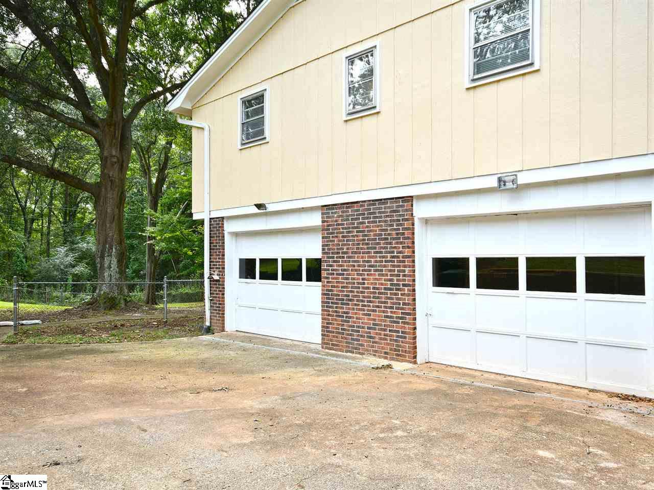 102 Brookbend Road Mauldin, SC 29662 - Photo 30 of 36 Gallery Image 30