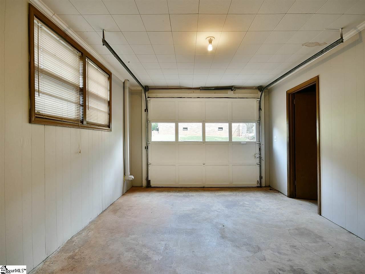 102 Brookbend Road Mauldin, SC 29662 - Photo 32 of 36 Gallery Image 32