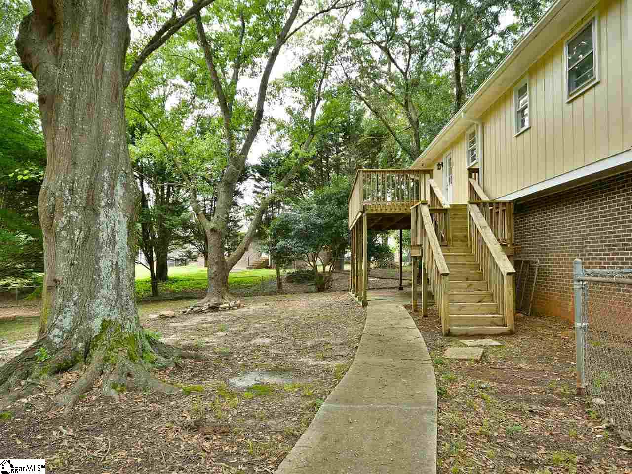 102 Brookbend Road Mauldin, SC 29662 - Photo 34 of 36 Gallery Image 34
