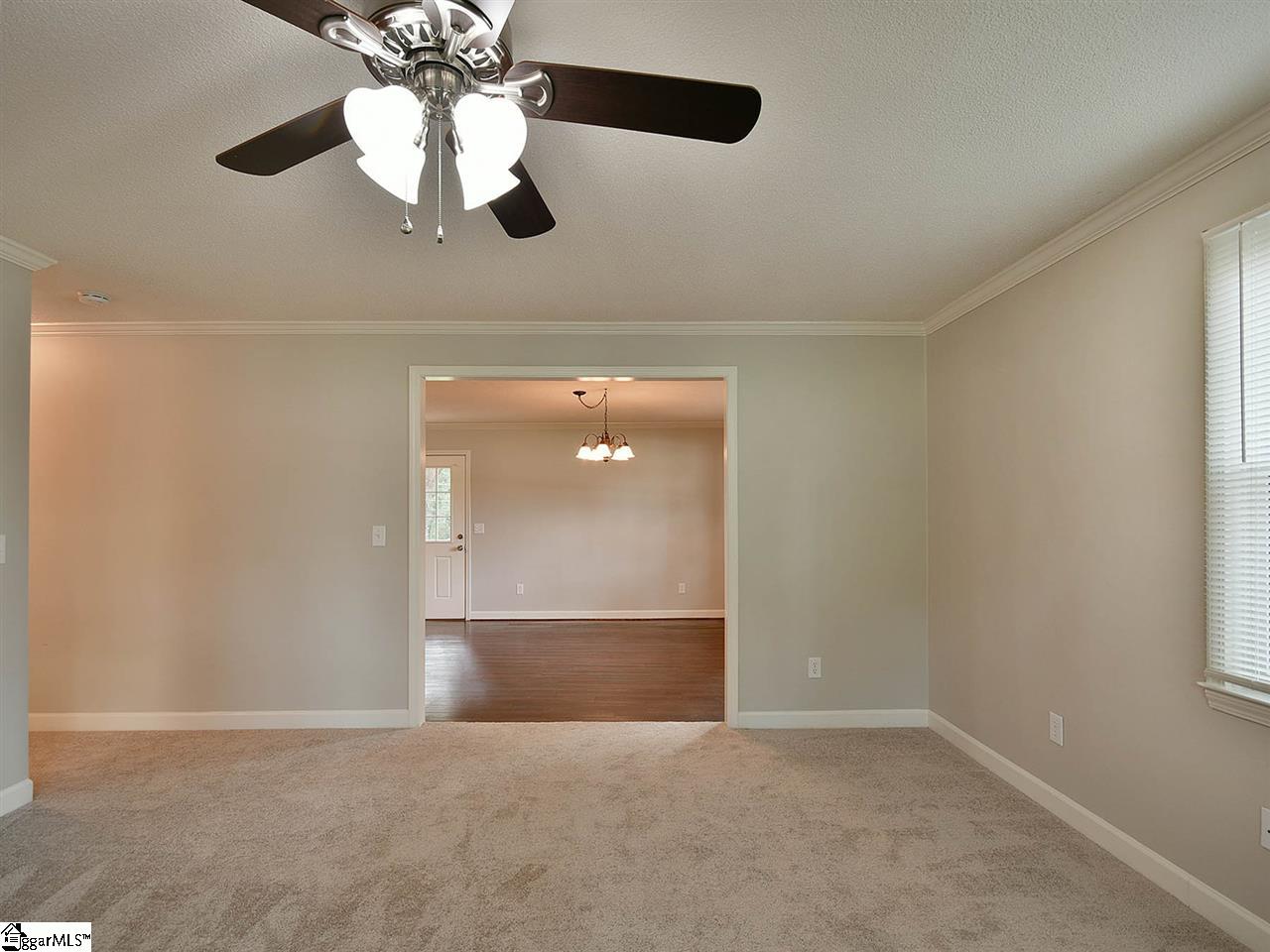 102 Brookbend Road Mauldin, SC 29662 - Photo 7 of 36 Gallery Image 7