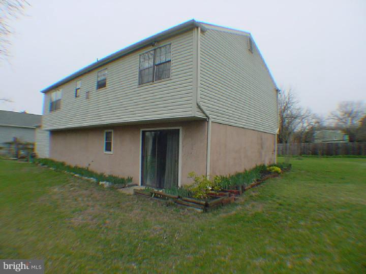 605 Jackson Road Atco, NJ 08004 - Photo 22 of 24 Exterior Back