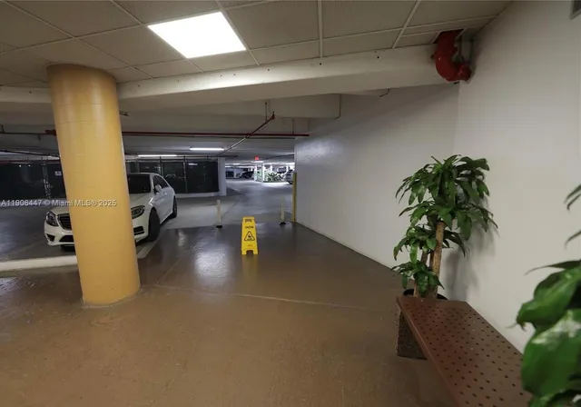 $1,945,000 | 2843 South Bayshore Drive, Unit VILLA1 VILLA2, Miami, FL 33133