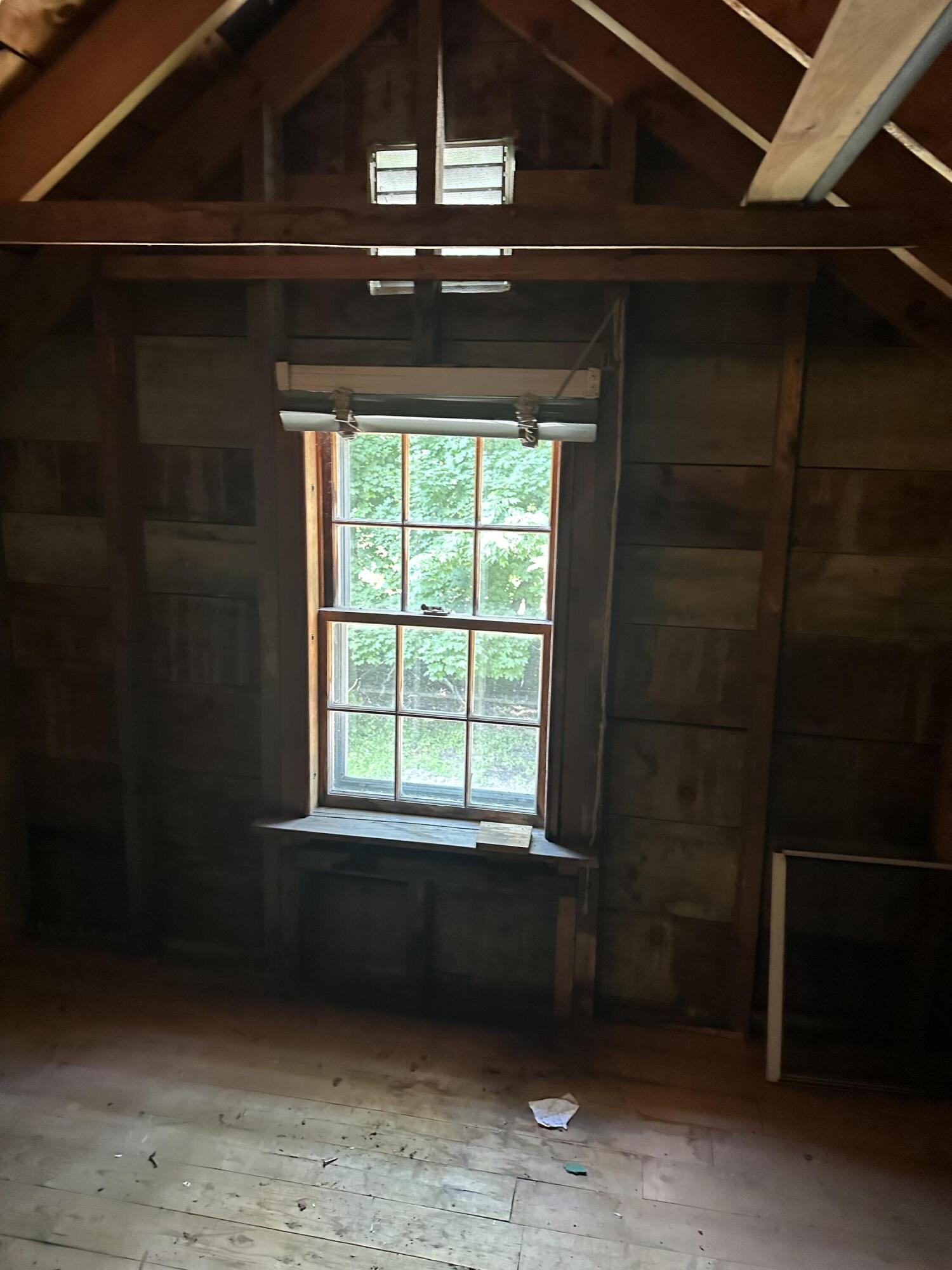 1004 Broadway Bangor, ME 04401 - Photo 22 of 22 IMG_1854 (1)