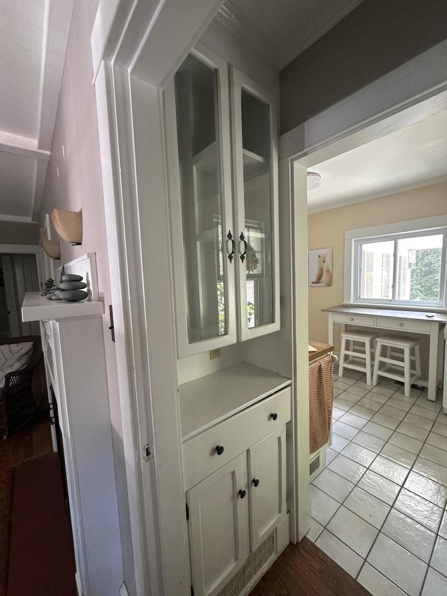 1004 Broadway Bangor, ME 04401 - Photo 5 of 22 IMG_1844