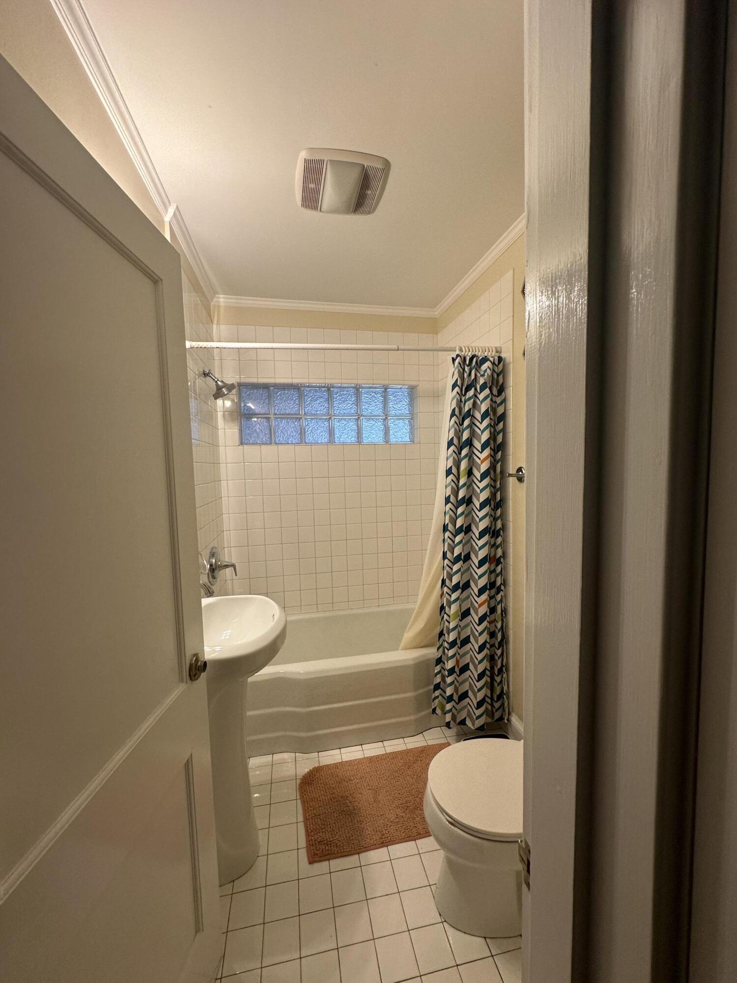 1004 Broadway Bangor, ME 04401 - Photo 8 of 22 IMG_1850