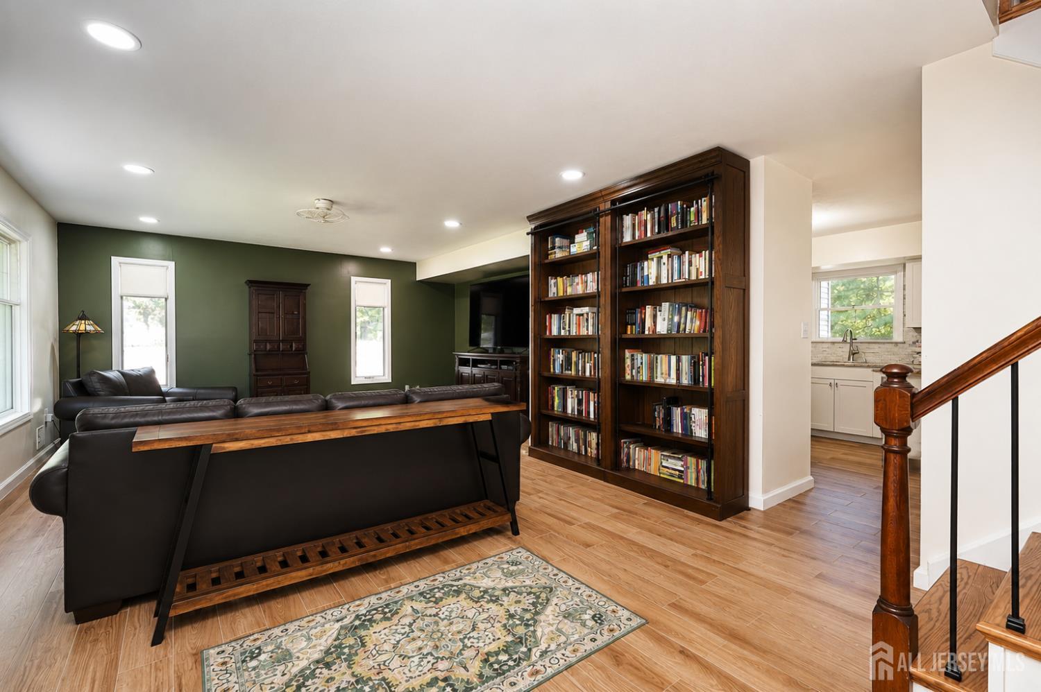 101 Fawn Drive Matawan, NJ 07747 - Photo 3 of 51