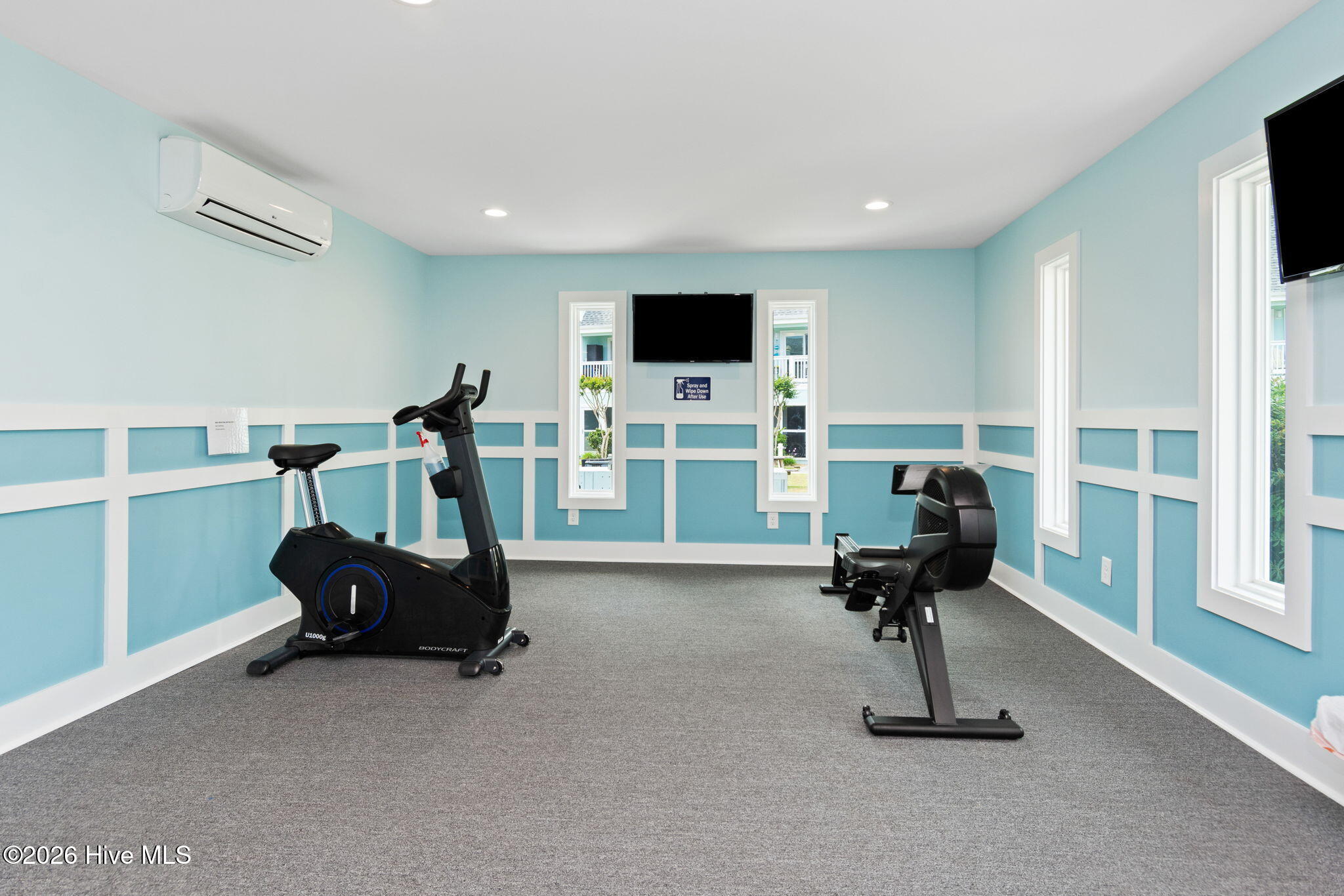 9201 Coast Guard Road, Unit F202 Emerald Isle, NC 28594 - Photo 27 of 44 25-web-or-mls-PB-ExerciseRoom-1