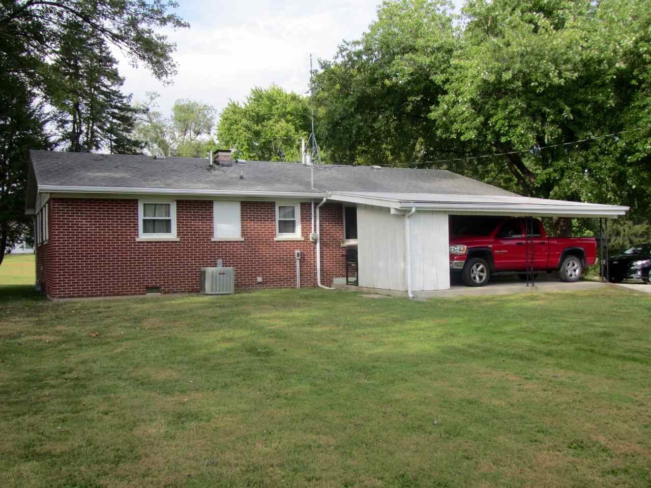 2009 East Lake Road Princeton, IN 47670 - Photo 2 of 21 Gallery Image 2