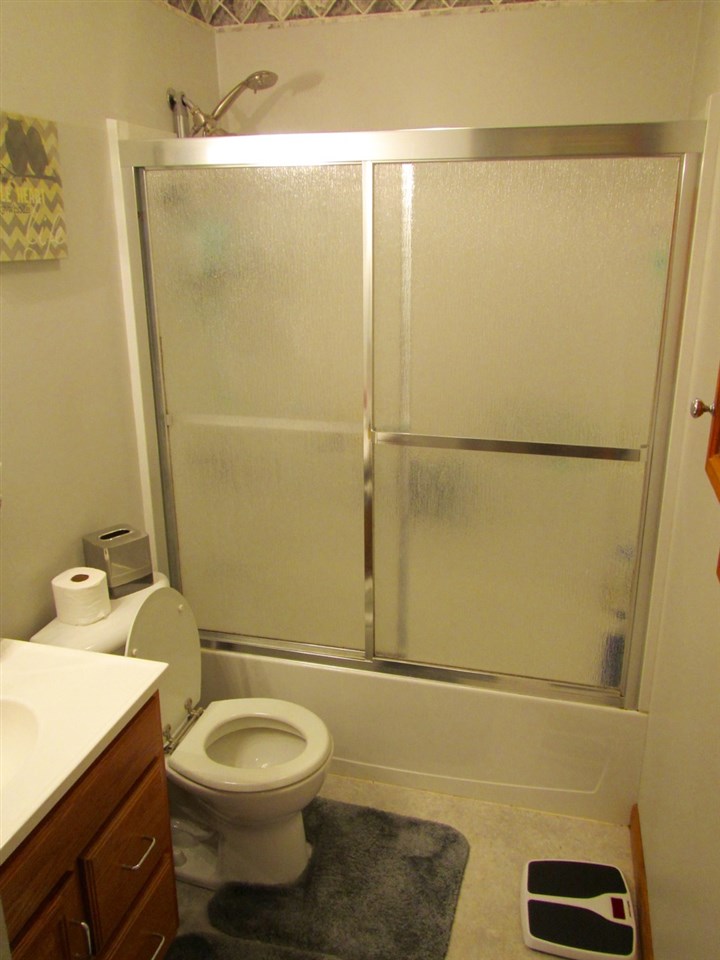 2009 East Lake Road Princeton, IN 47670 - Photo 12 of 21 Gallery Image 12