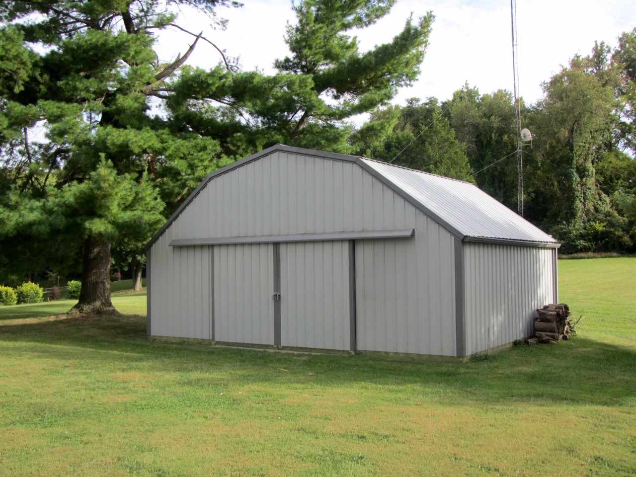 2009 East Lake Road Princeton, IN 47670 - Photo 4 of 21 Gallery Image 4