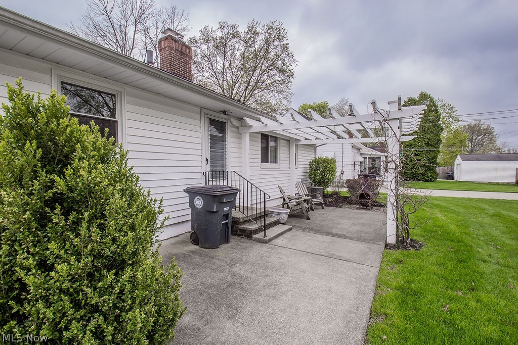1947 Ganyard Road Akron, OH 44313 - Photo 5 of 28