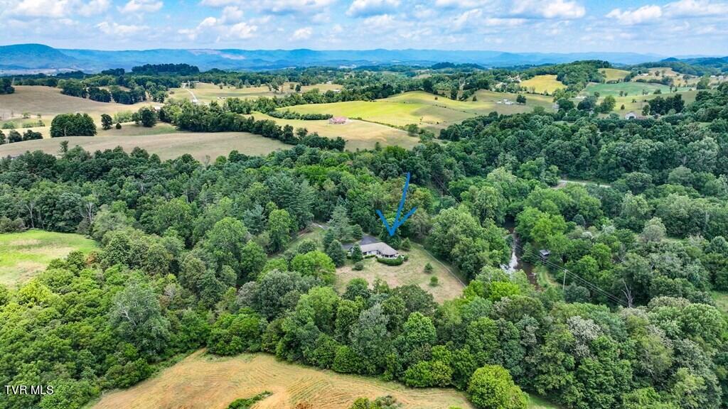 2325 Red Stone Road Marion, VA 24354 - Photo 13 of 76 95581_14