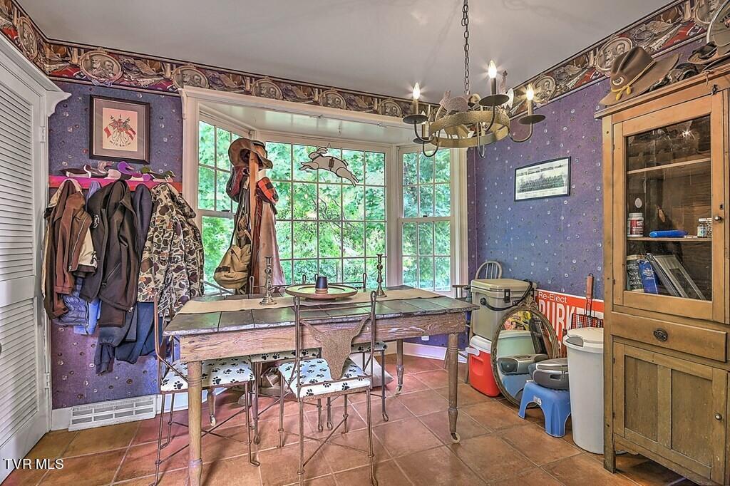 2325 Red Stone Road Marion, VA 24354 - Photo 23 of 76 95581_24