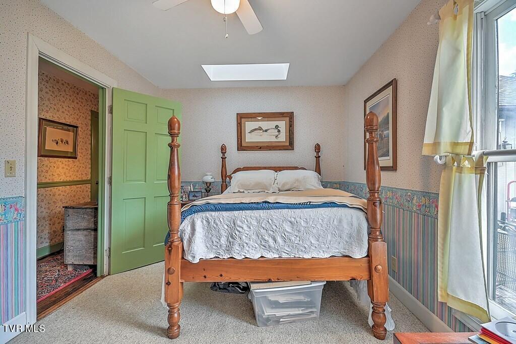 2325 Red Stone Road Marion, VA 24354 - Photo 27 of 76 95581_28