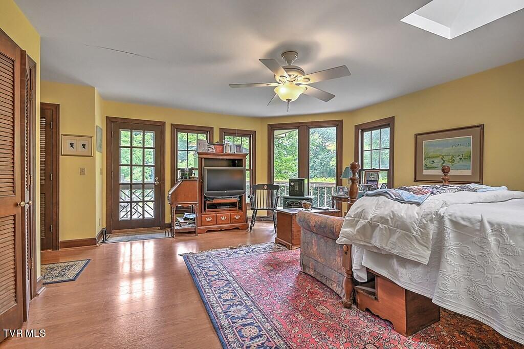 2325 Red Stone Road Marion, VA 24354 - Photo 32 of 76 95581_33