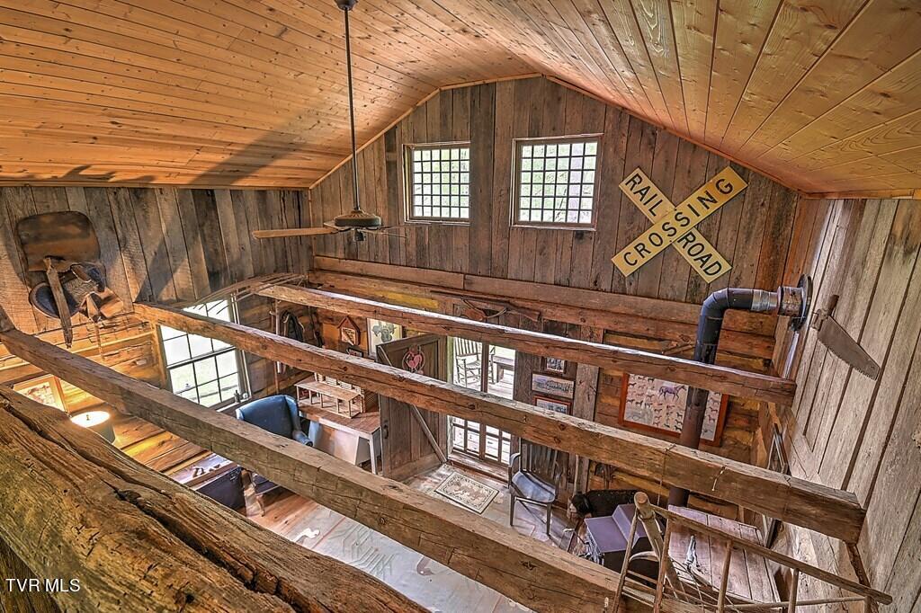 2325 Red Stone Road Marion, VA 24354 - Photo 43 of 76 95581_52