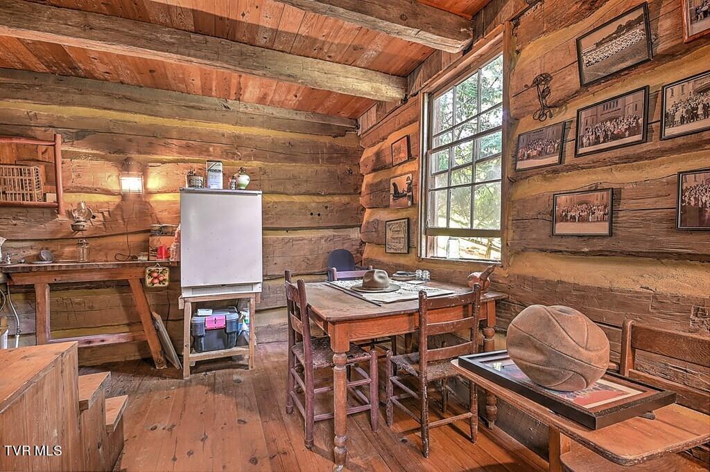 2325 Red Stone Road Marion, VA 24354 - Photo 46 of 76 95581_55