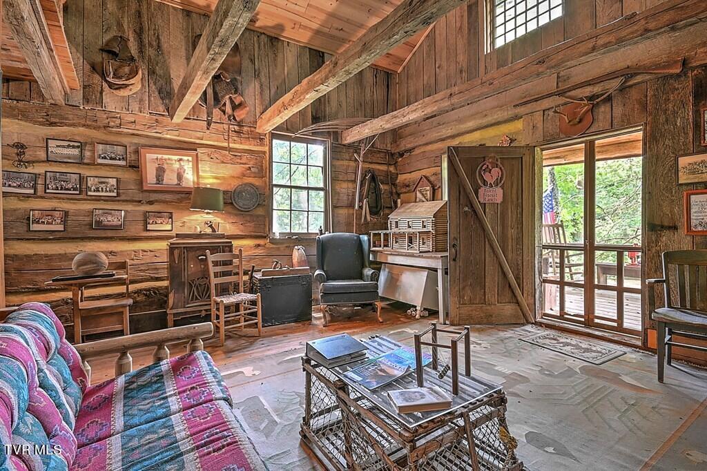 2325 Red Stone Road Marion, VA 24354 - Photo 48 of 76 95581_57