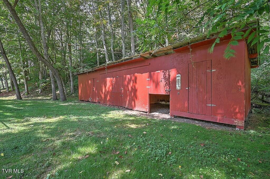 2325 Red Stone Road Marion, VA 24354 - Photo 51 of 76 95581_60