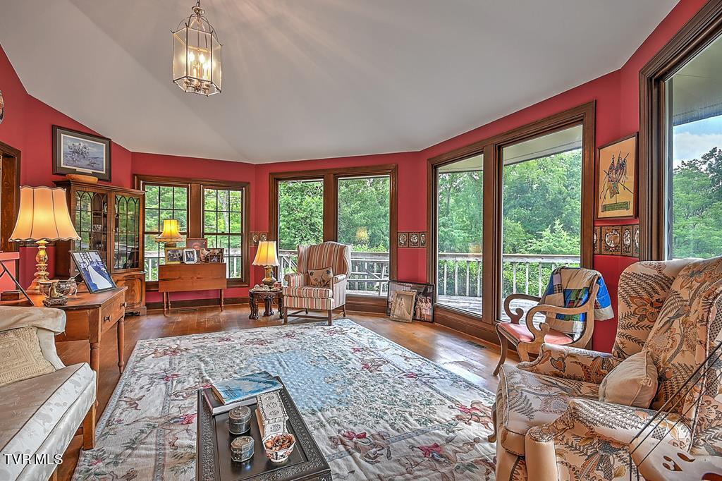 2325 Red Stone Road Marion, VA 24354 - Photo 62 of 76 95581_73