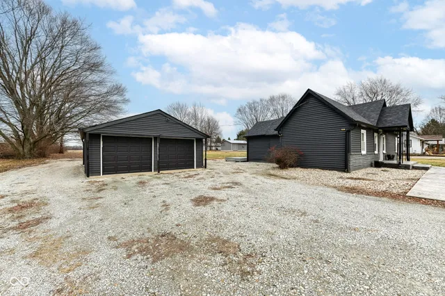 $249,000 | 2116 Highway 38, Markleville, IN 46056