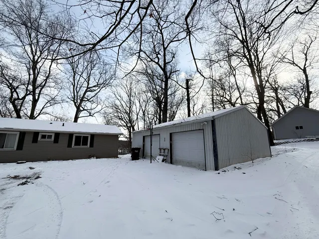 $219,900 | 201 Lake Hills Drive, Concord, MI 49237