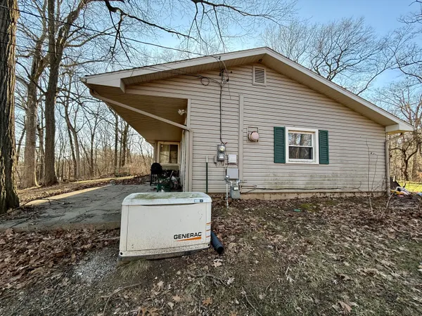 $214,900 | 201 Lake Hills Drive, Concord, MI 49237