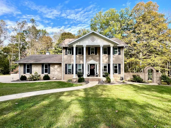 $579,900 | 307 The Woods, Bedford, IN 47421