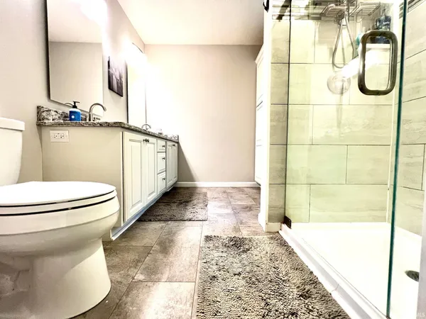 $579,900 | 307 The Woods, Bedford, IN 47421