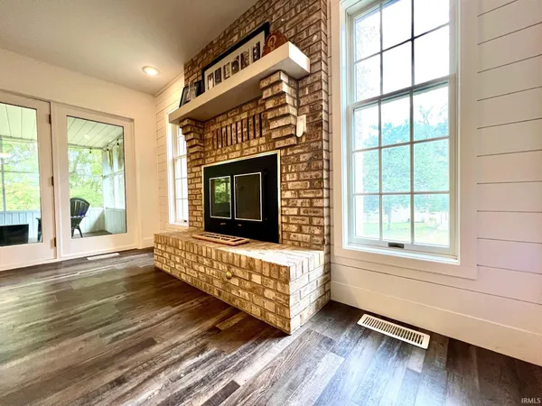 $579,900 | 307 The Woods, Bedford, IN 47421