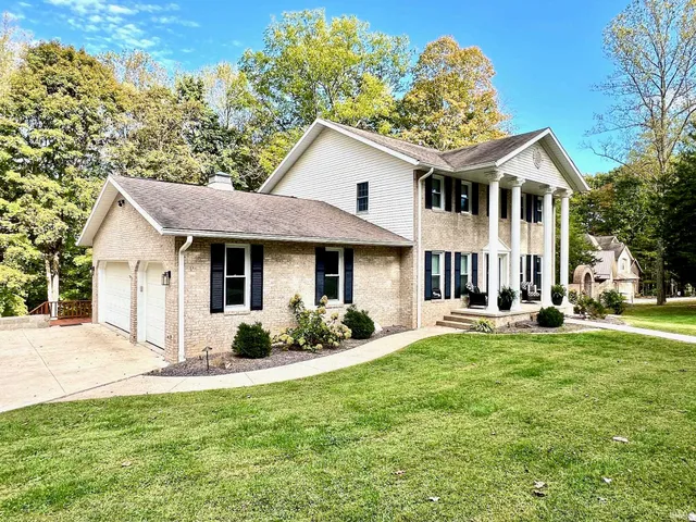 $589,900 | 307 The Woods, Bedford, IN 47421