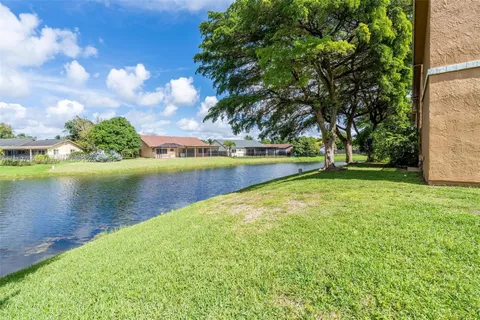 $339,000 | 8101 Northwest 71st Court, Tamarac, FL 33321