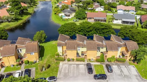 $339,000 | 8101 Northwest 71st Court, Tamarac, FL 33321