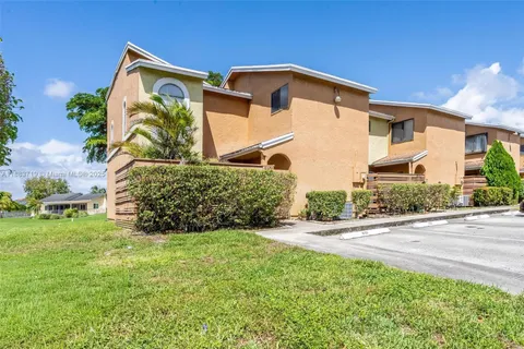$339,000 | 8101 Northwest 71st Court, Tamarac, FL 33321