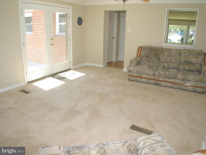 3805 Brightview Street Silver Spring, MD 20902 - Photo 3 of 30 Family Room 3