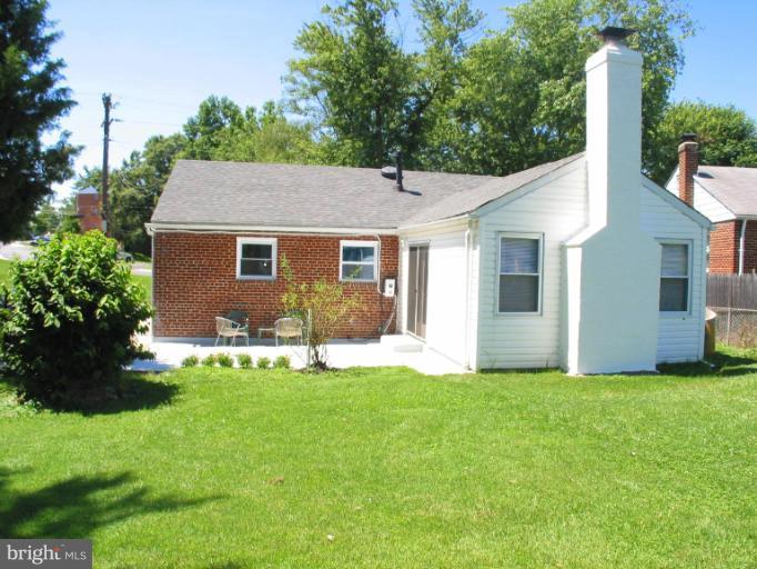 3805 Brightview Street Silver Spring, MD 20902 - Photo 5 of 30 Exterior (Rear)