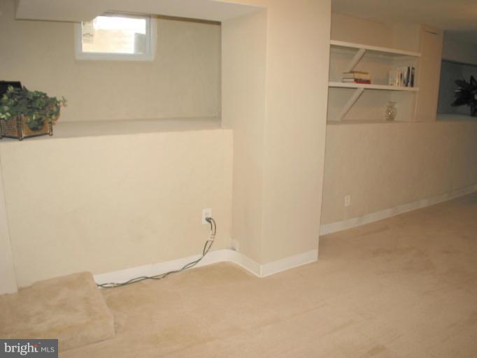 3805 Brightview Street Silver Spring, MD 20902 - Photo 7 of 30 Recreation Room