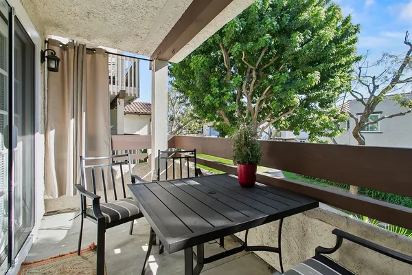 $699,000 | 21372 Brookhurst Street, Unit 226, Huntington Beach, CA 92646