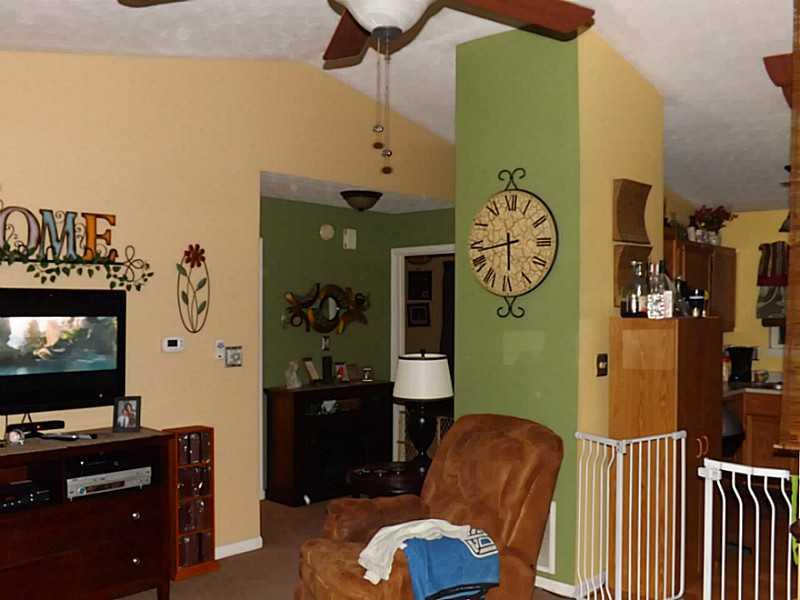 5226 Milhouse Road Indianapolis, IN 46221 - Photo 3 of 6 Gallery Image 3