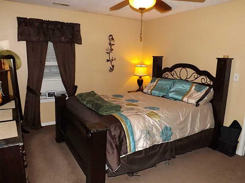 5226 Milhouse Road Indianapolis, IN 46221 - Photo 4 of 6 Gallery Image 4