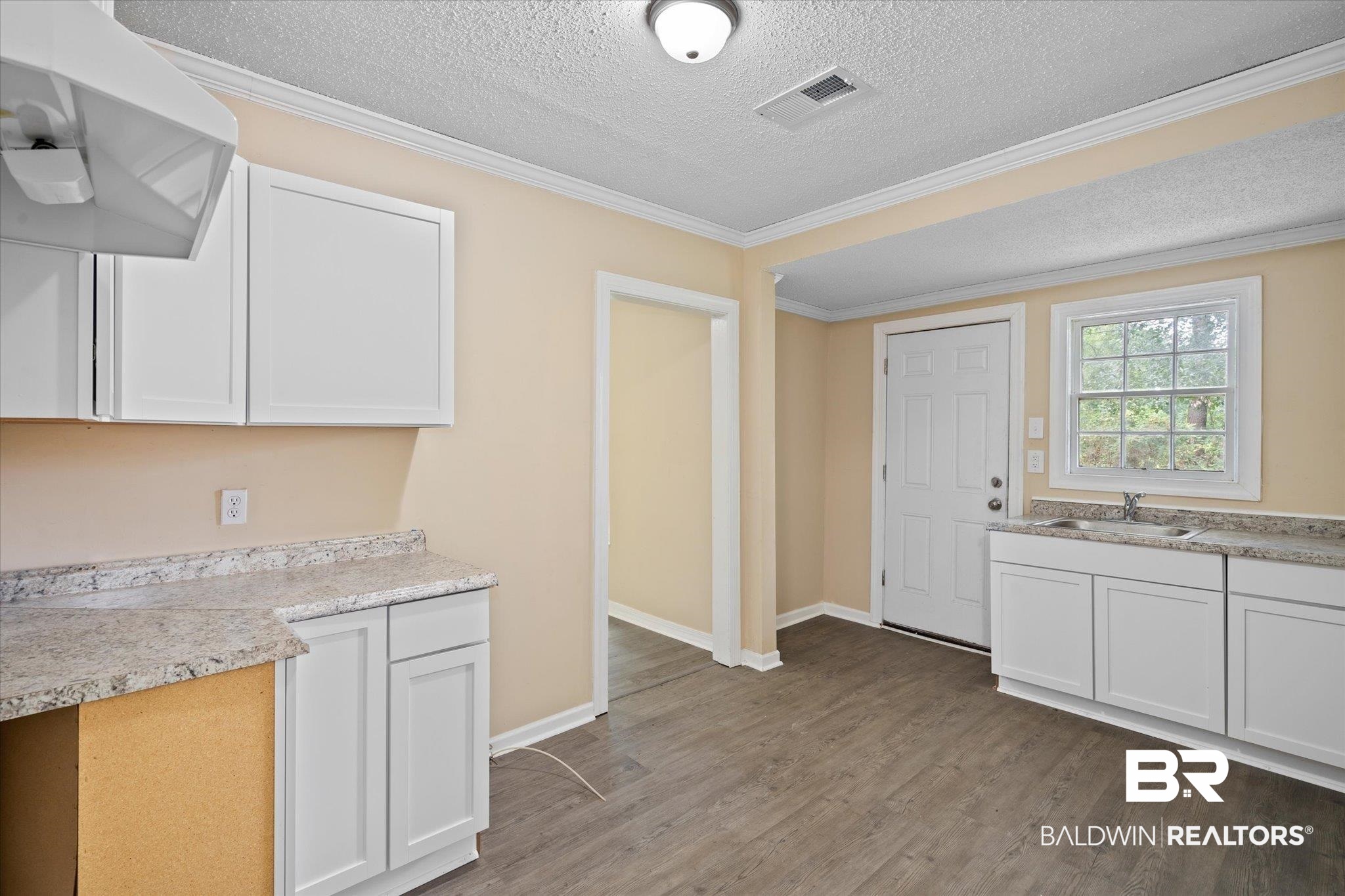 3067 Ralston Road Mobile, AL 36606 - Photo 8 of 21
