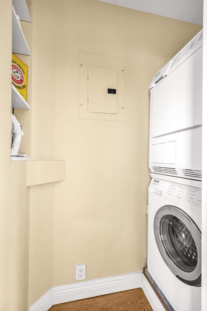 174 East 74th Street, Unit 8A Manhattan, NY 10021 - Photo 14 of 16