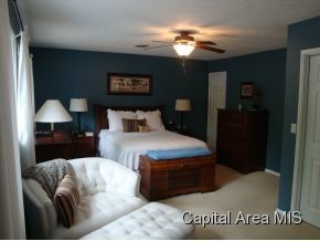 26 Country Place Springfield, IL 62703 - Photo 10 of 16