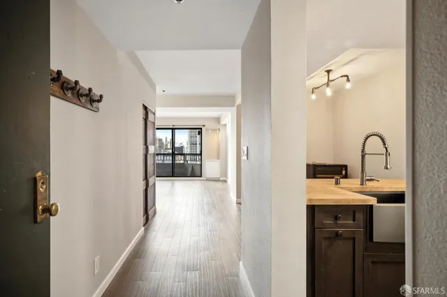 a en suite bathroom with a sink and mirror