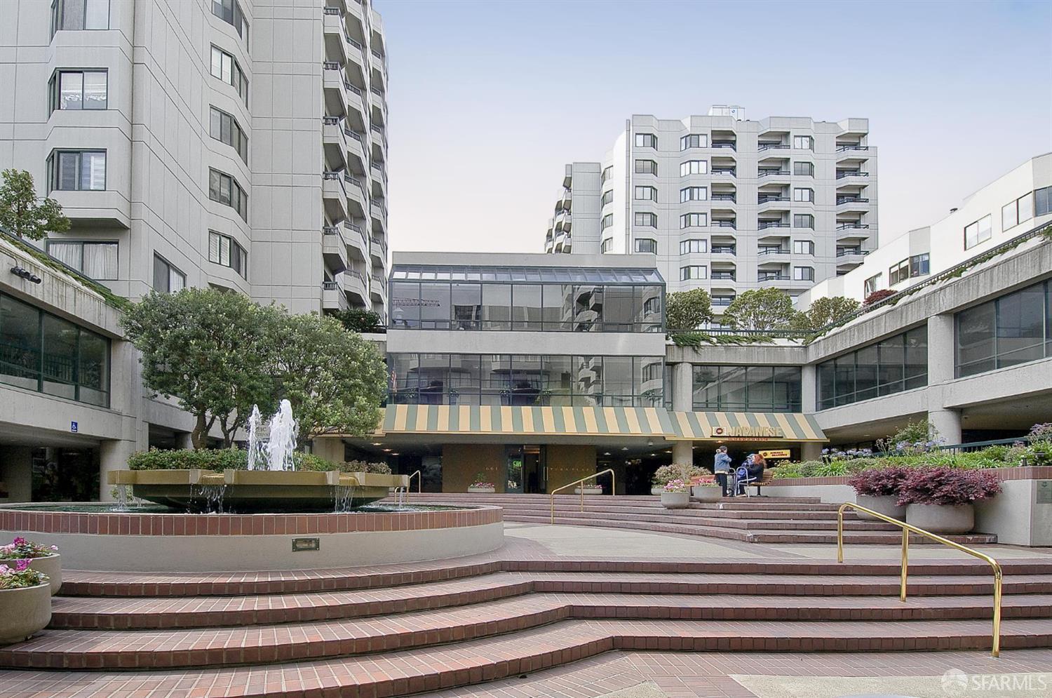 601 Van Ness Avenue, Unit 812 San Francisco, CA 94102 - Photo 29 of 33 a front view of a building