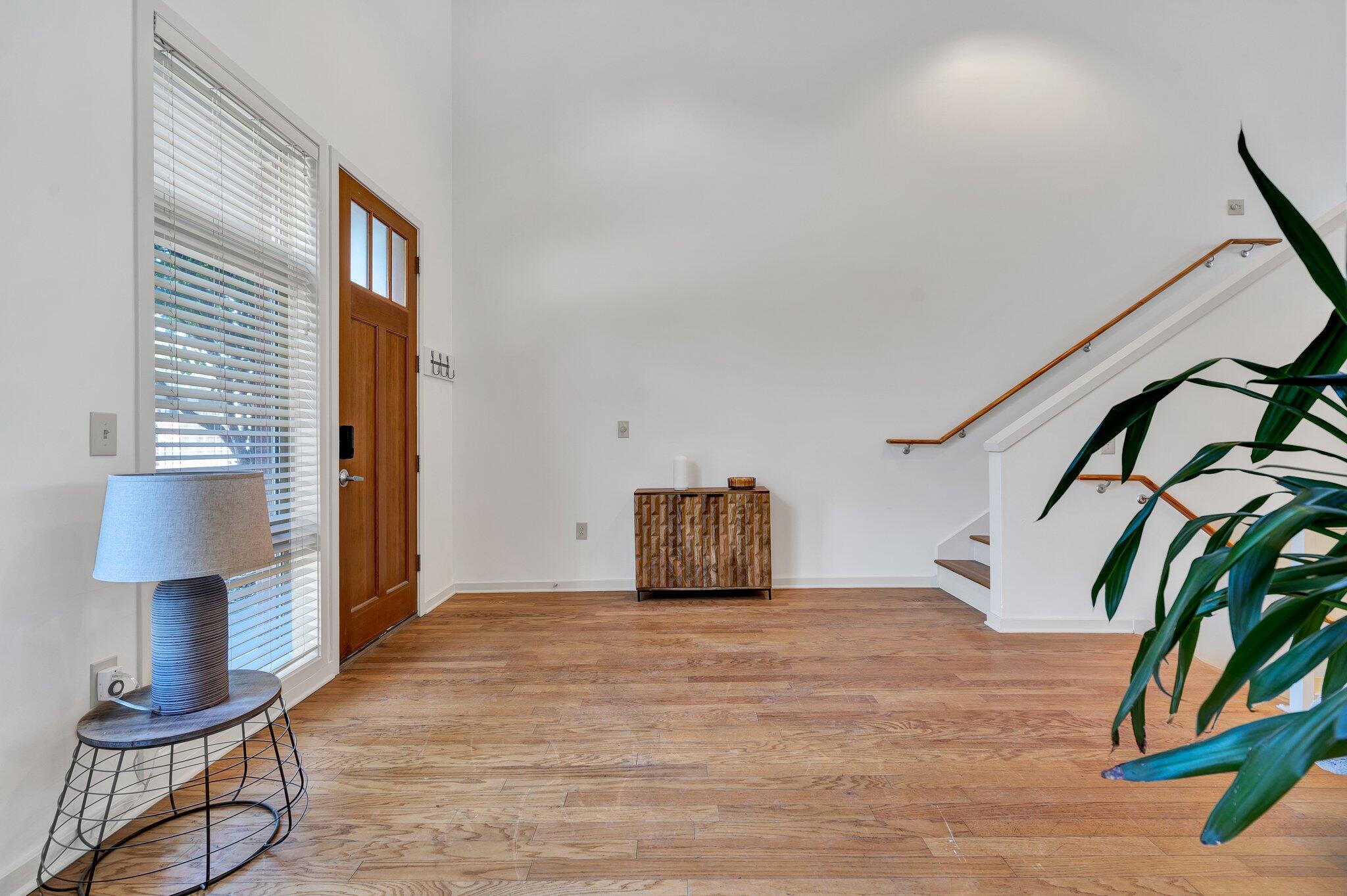 832 East 8th Street Chattanooga, TN 37403 - Photo 6 of 37 9-web-or-mls-DSC07914