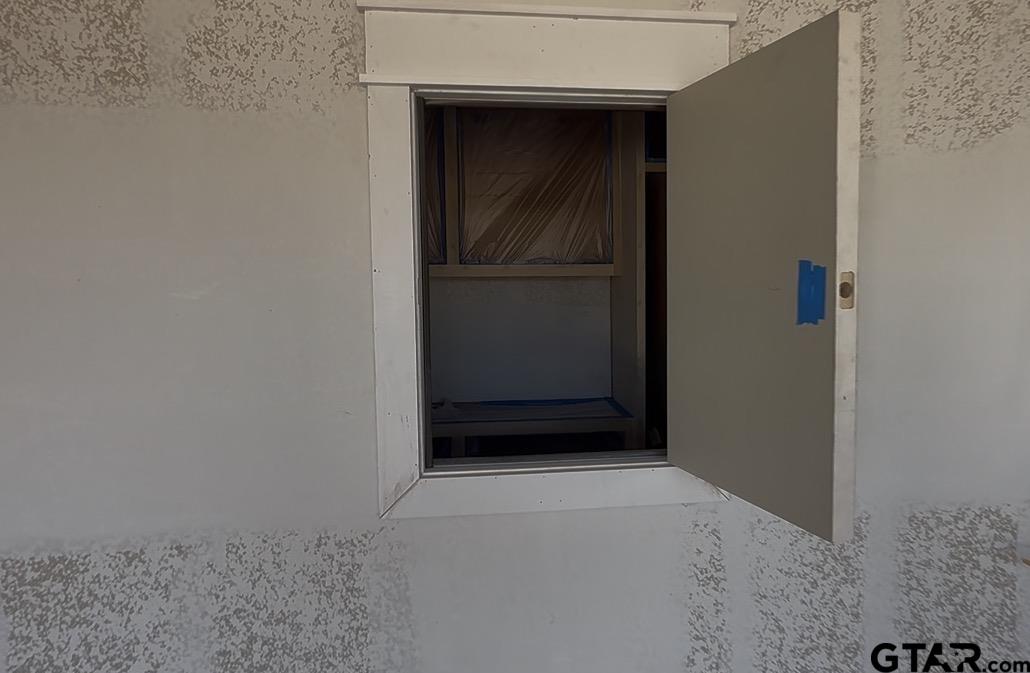 2712 Tbd Private Road Mount Pleasant, TX 75455 - Photo 3 of 18 a view of wooden door