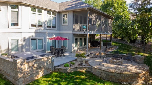 $849,000 | 88 Eastwood Court, Sunrise Beach, MO 65079